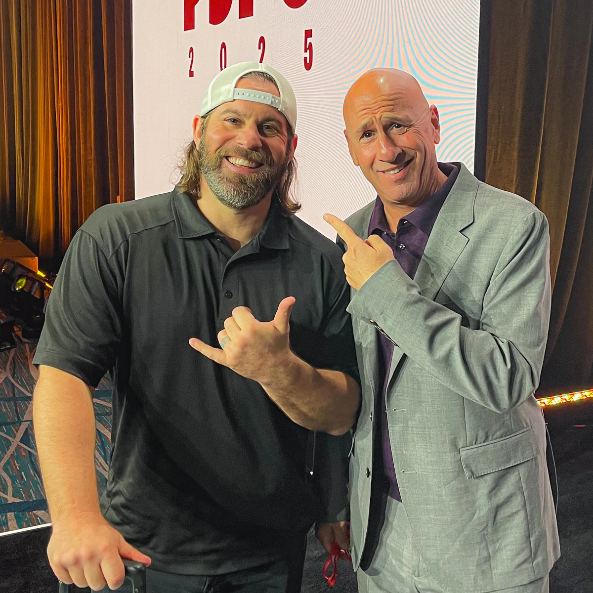 Jon Dorenbos, Backstage