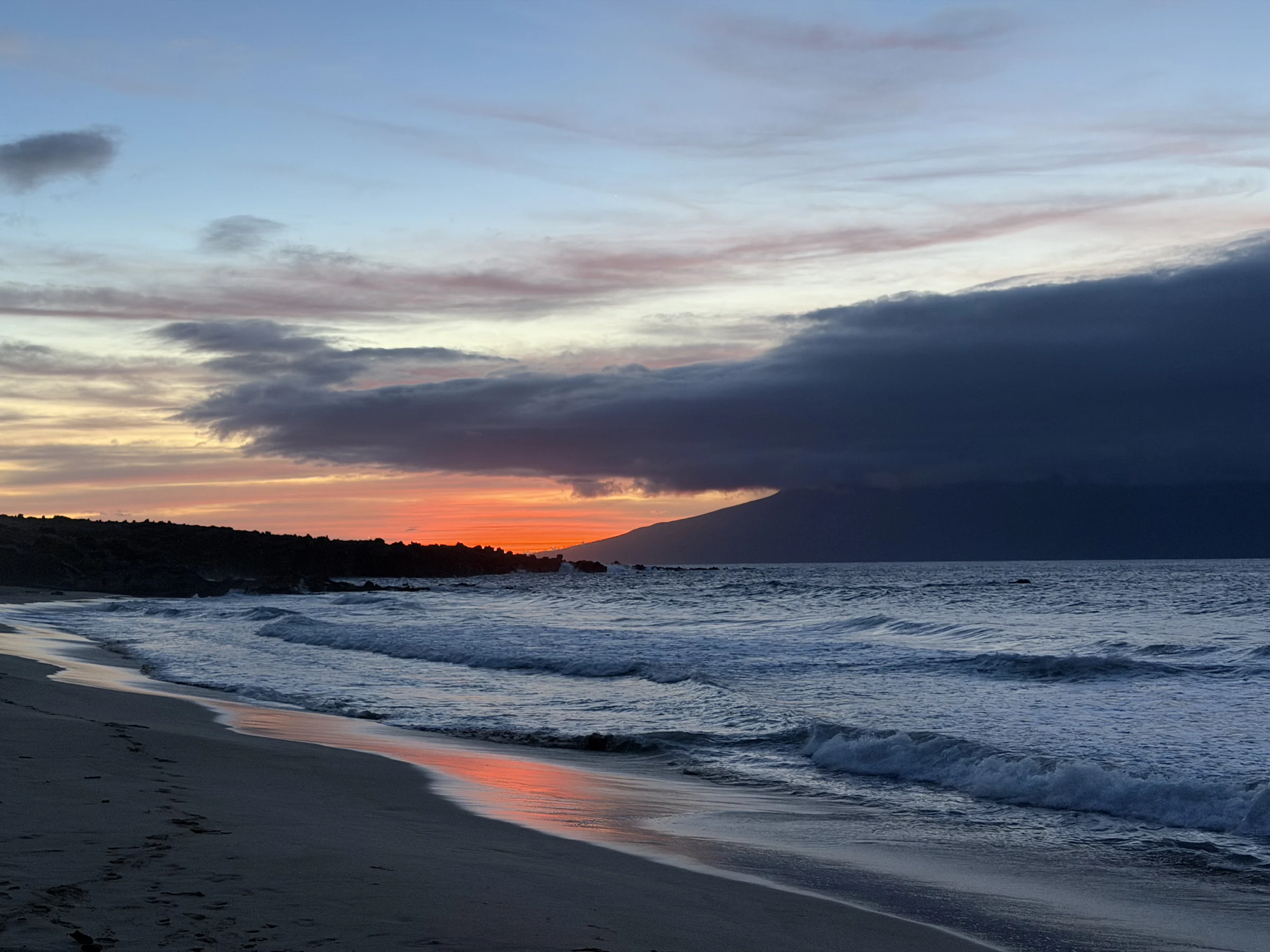 Photograph by Seth Dechtman, frame 16
